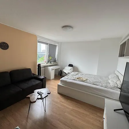 Cozy 1-room * Cologne
